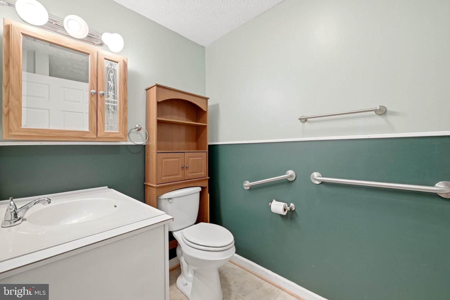 461 Rome Beauty Drive photo 35