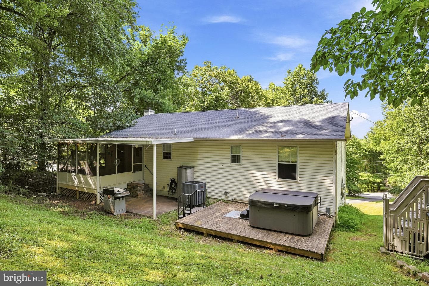 461 Rome Beauty Drive photo 45