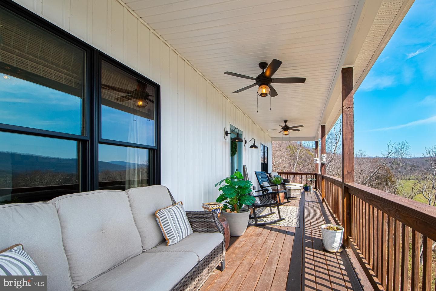 691 Sunset Village Road photo 10