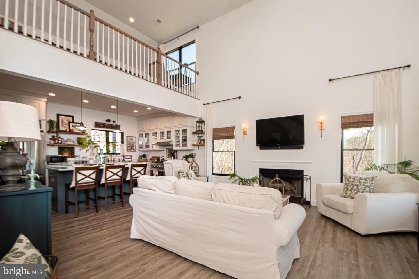 691 Sunset Village Road photo 34
