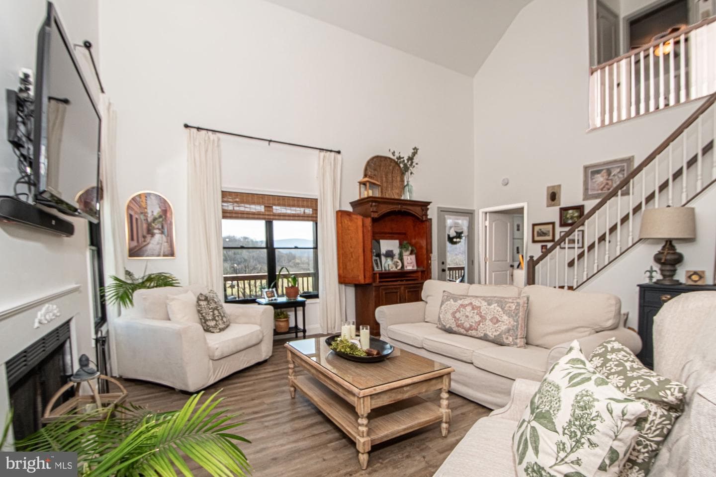 691 Sunset Village Road photo 37