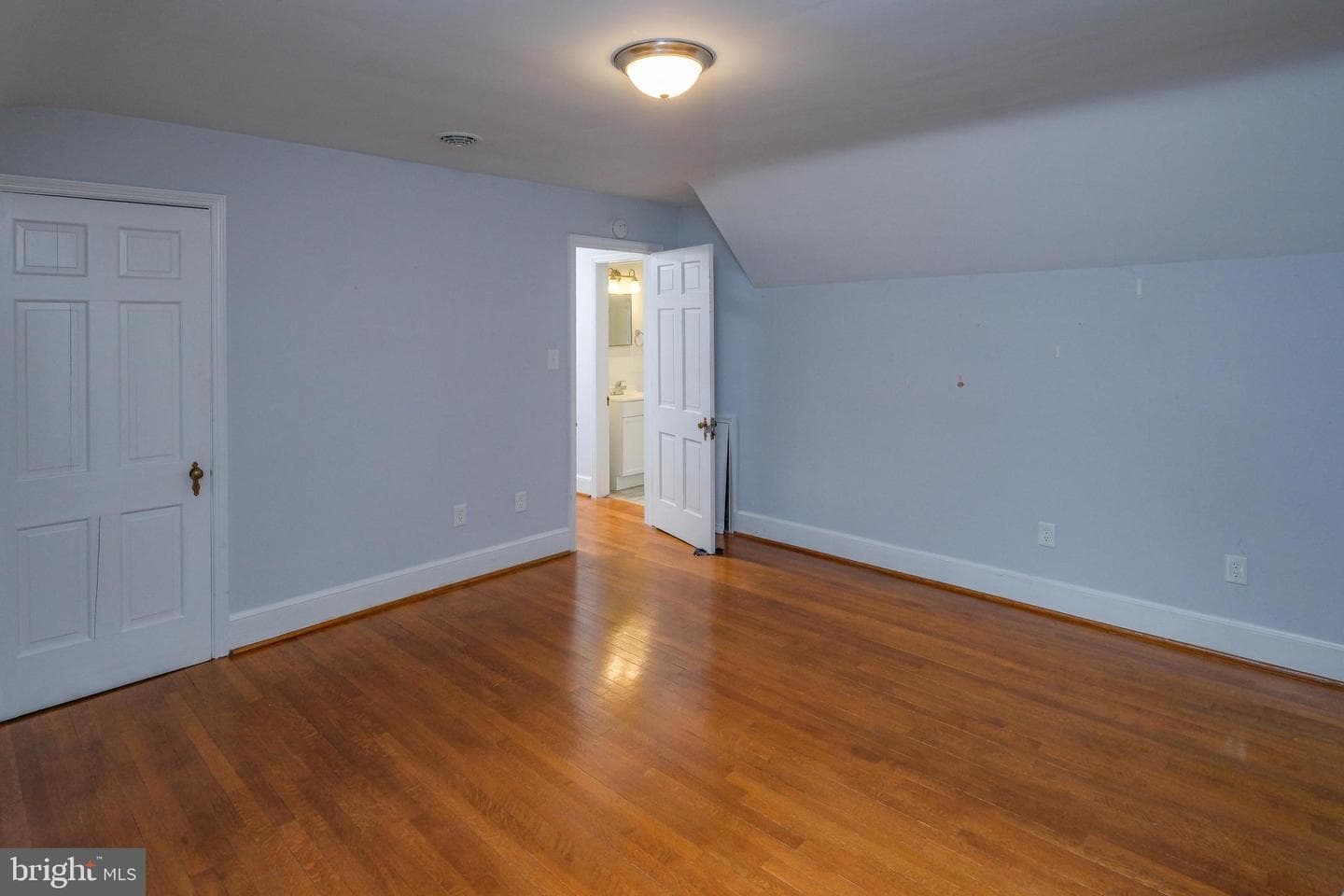 208 Salem Avenue photo 42
