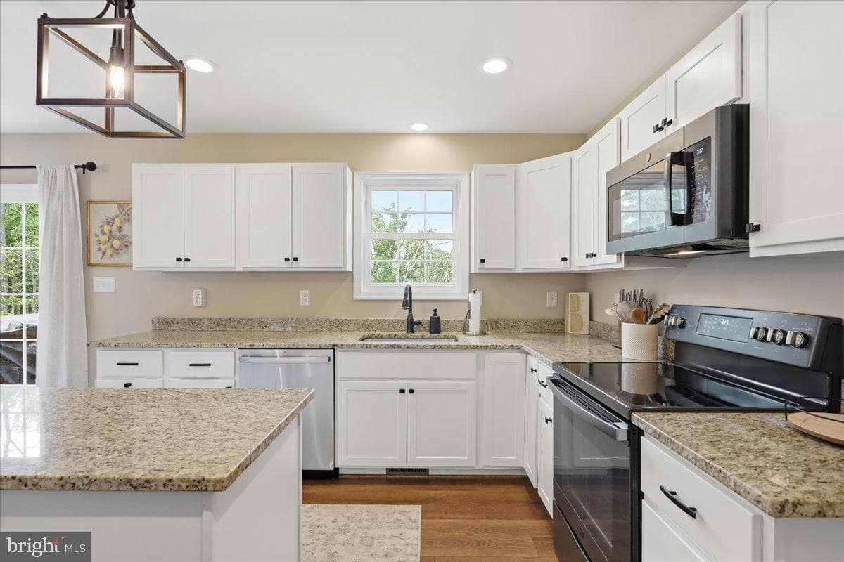 524 Lower Valley Road photo 19