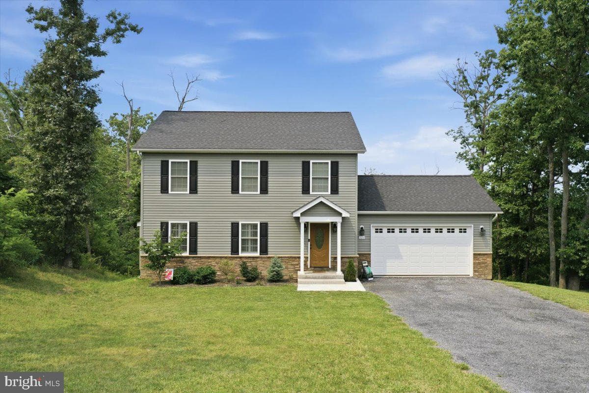 524 Lower Valley Road, Strasburg