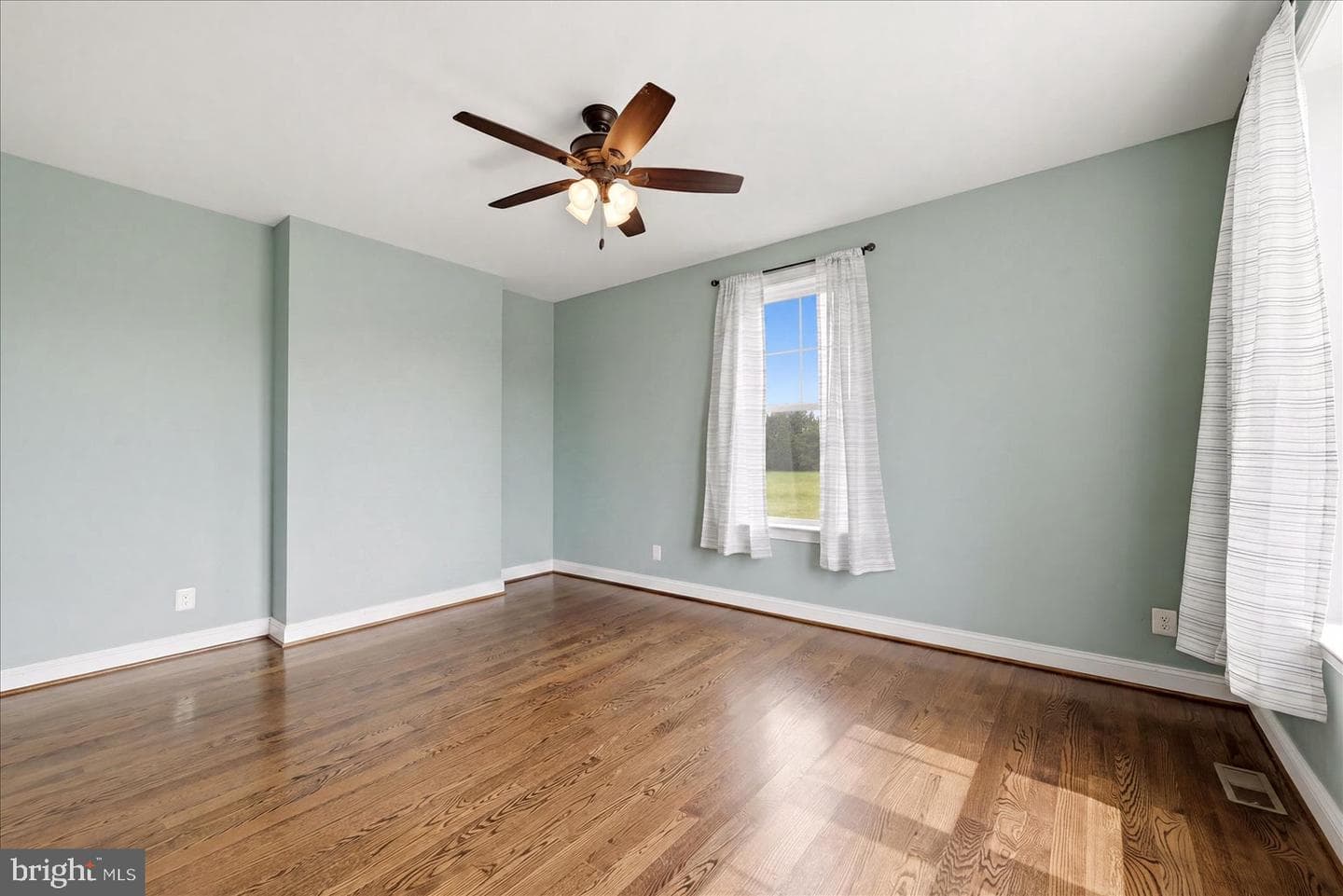 354 Guard Hill Road photo 16