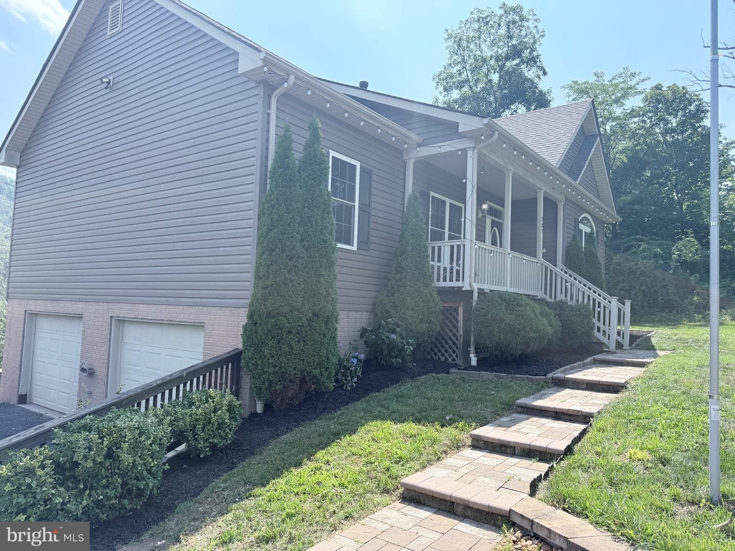 737 Lower Valley Road, Strasburg