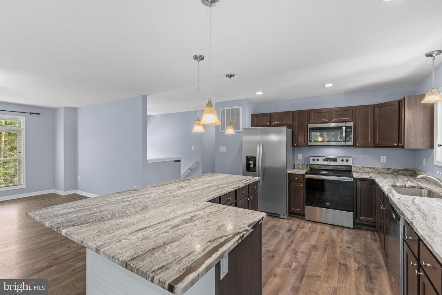 266 Riverside Drive photo 15