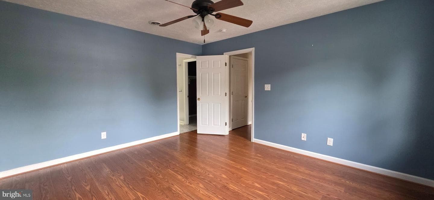 983 Meadow Court photo 33