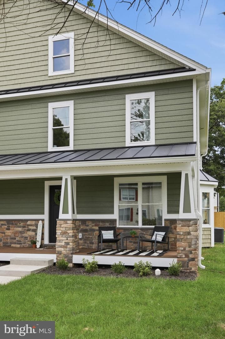 242 Blue Ridge Avenue photo 3