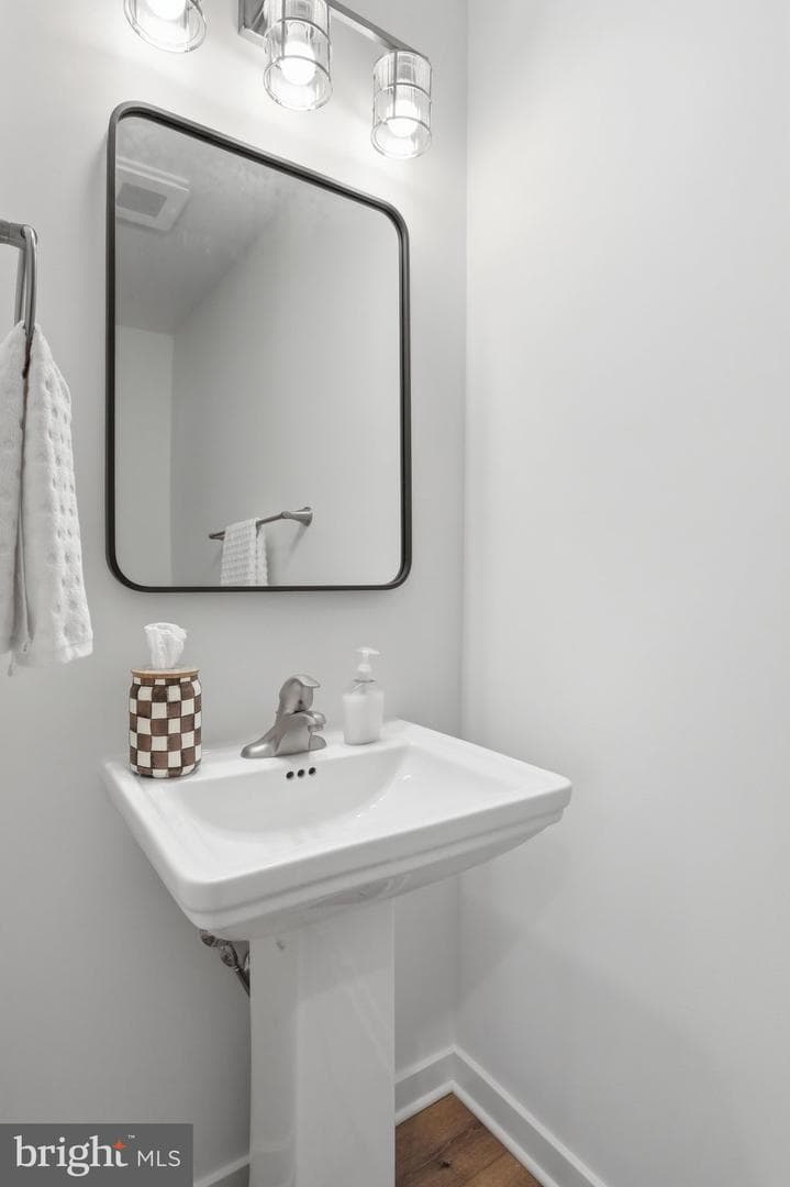 242 Blue Ridge Avenue photo 34