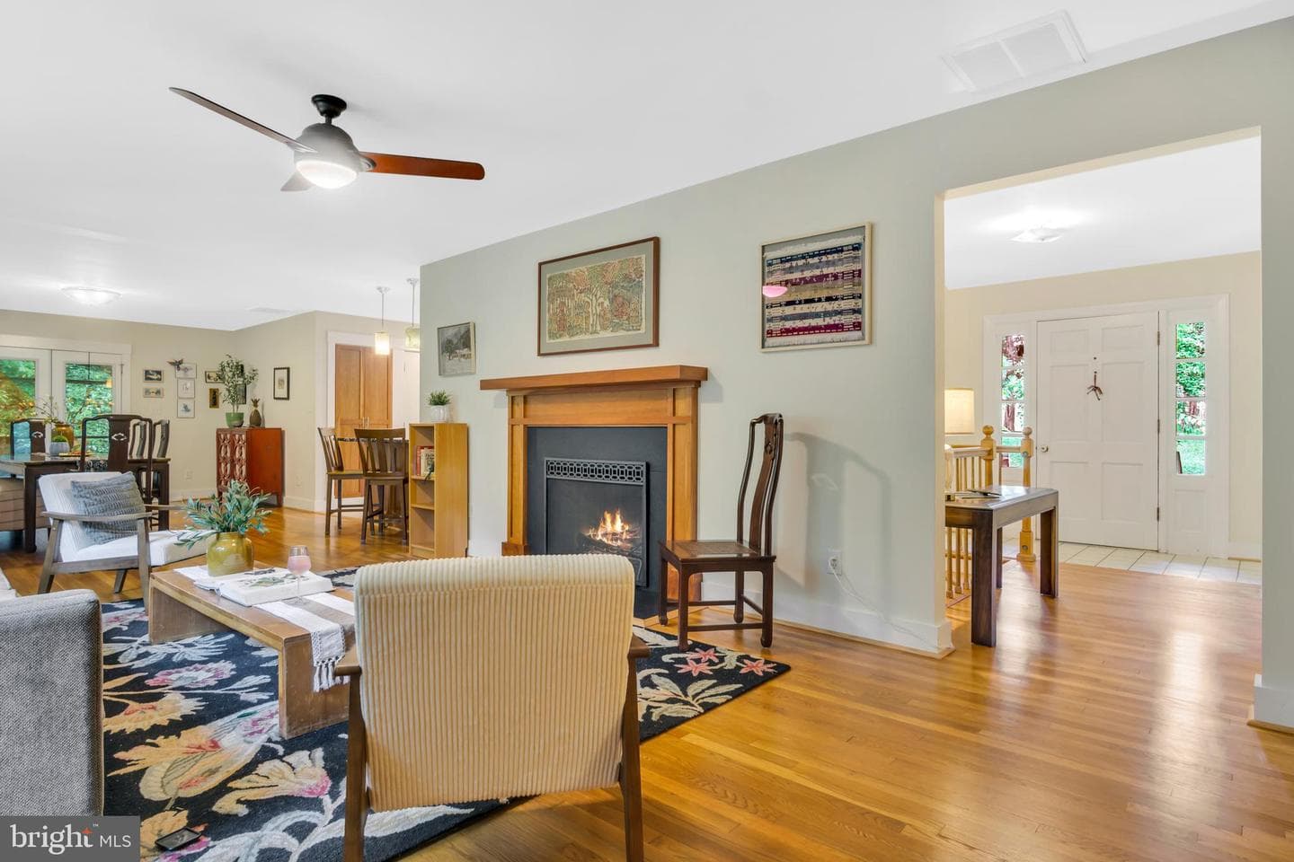 247 E Queens Drive photo 12