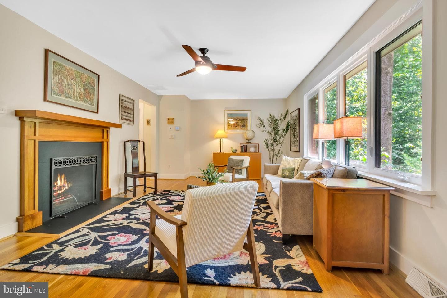 247 E Queens Drive photo 13