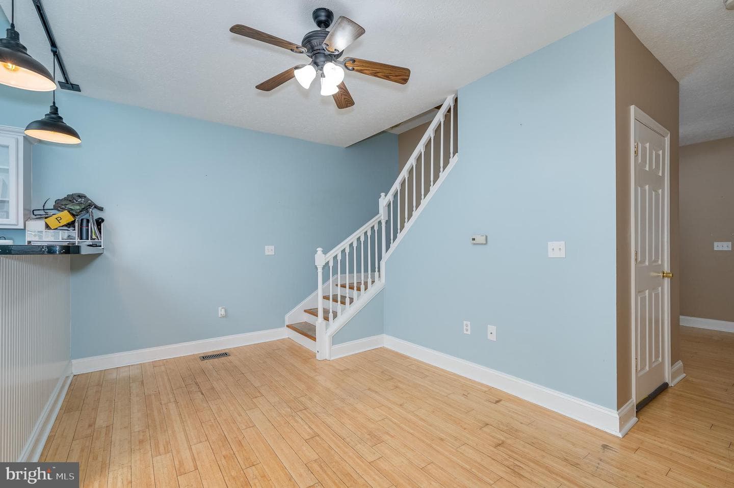 308 S Maple Avenue photo 12