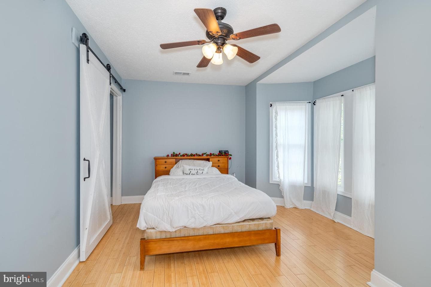 308 S Maple Avenue photo 15