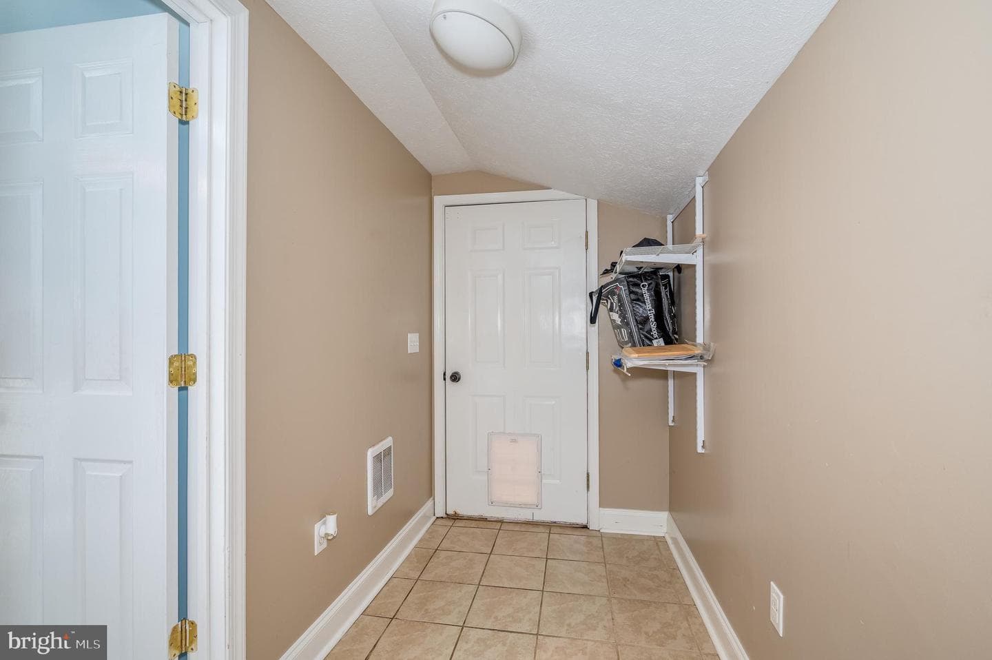 308 S Maple Avenue photo 31