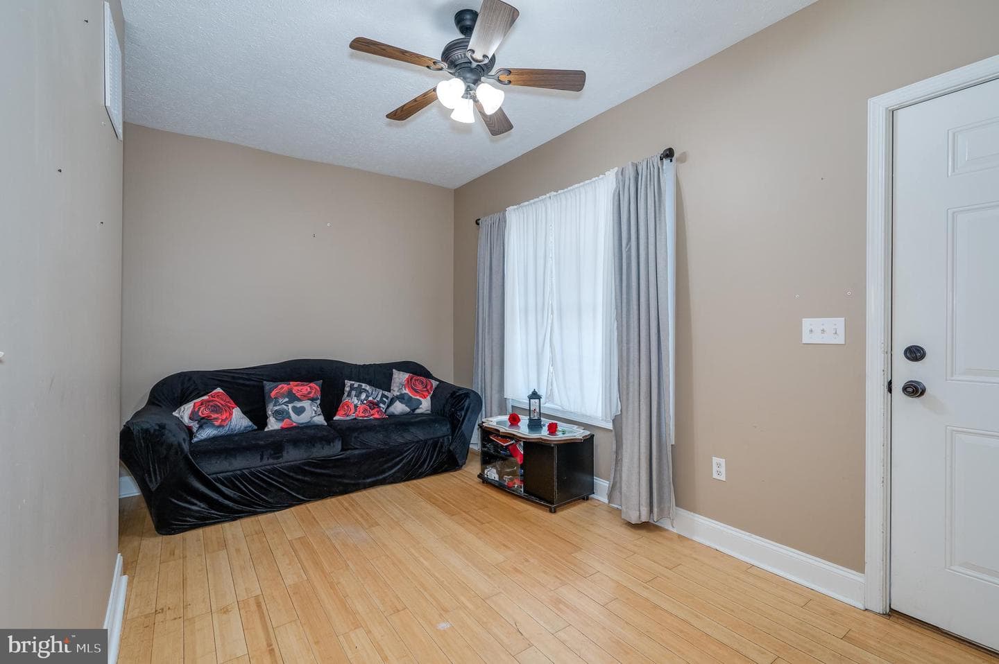308 S Maple Avenue photo 5