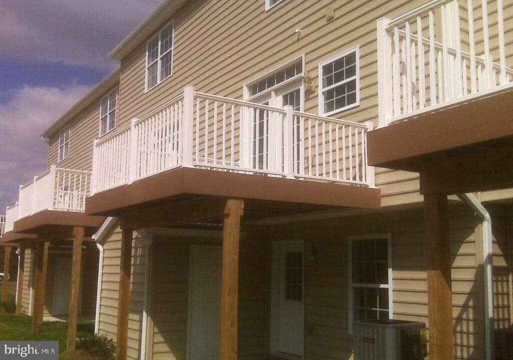 67 Babylonica Court photo 40