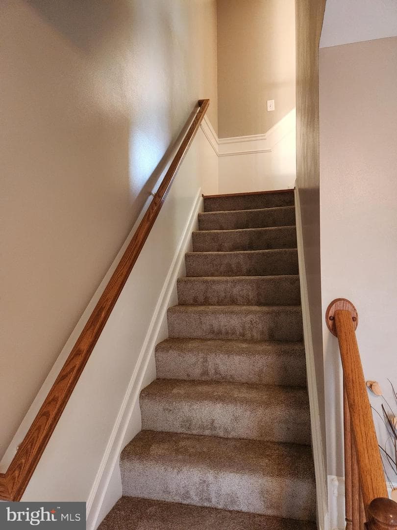 67 Babylonica Court photo 8