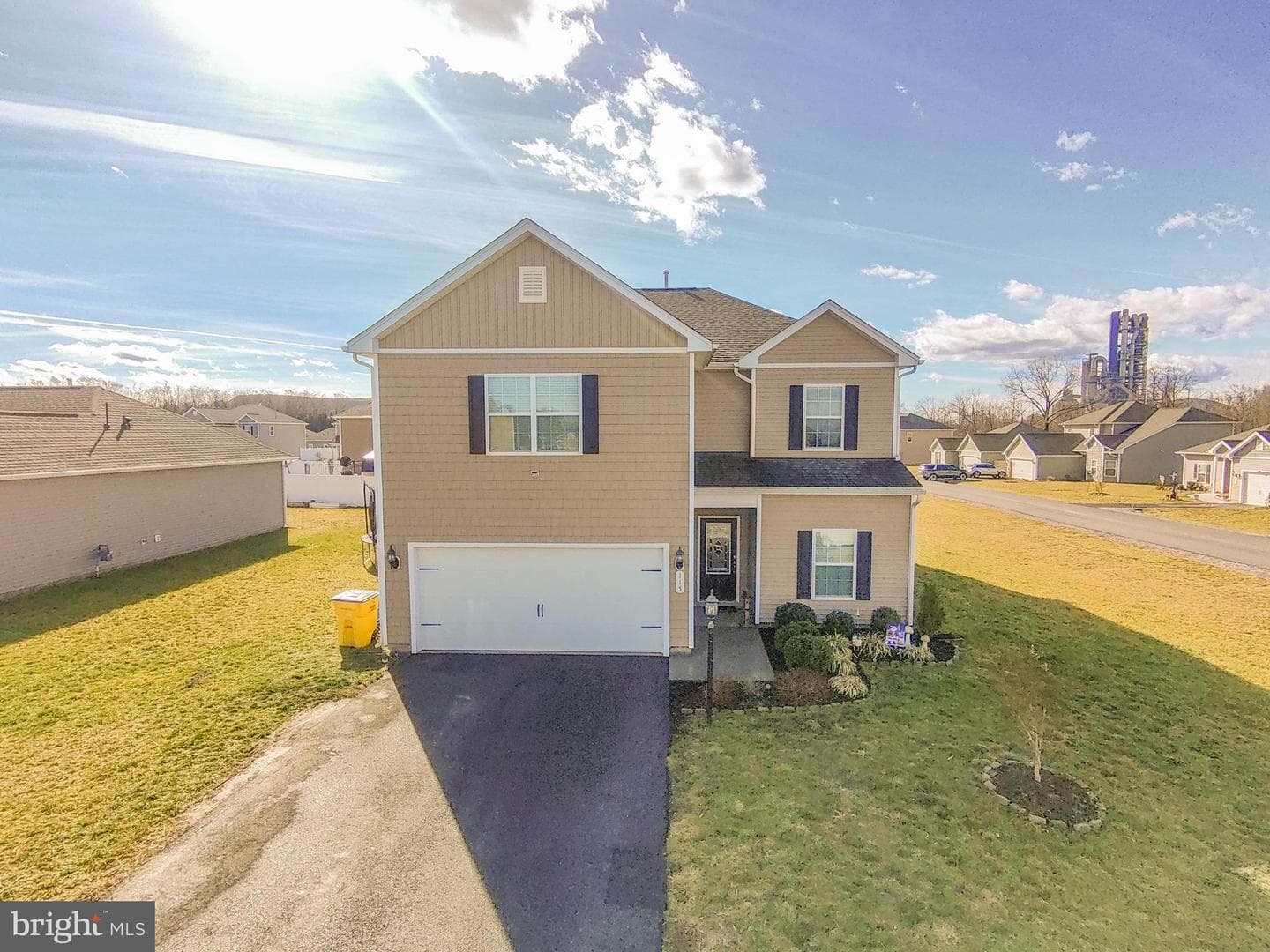 115 Sargent Lane photo 1