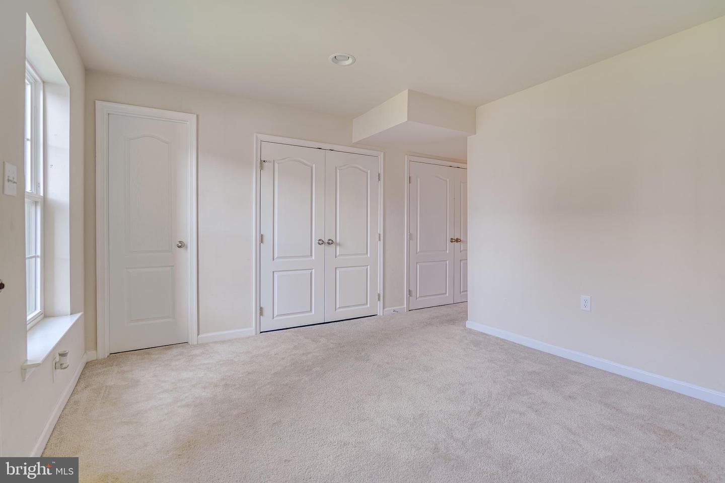 51 Athens Drive photo 8