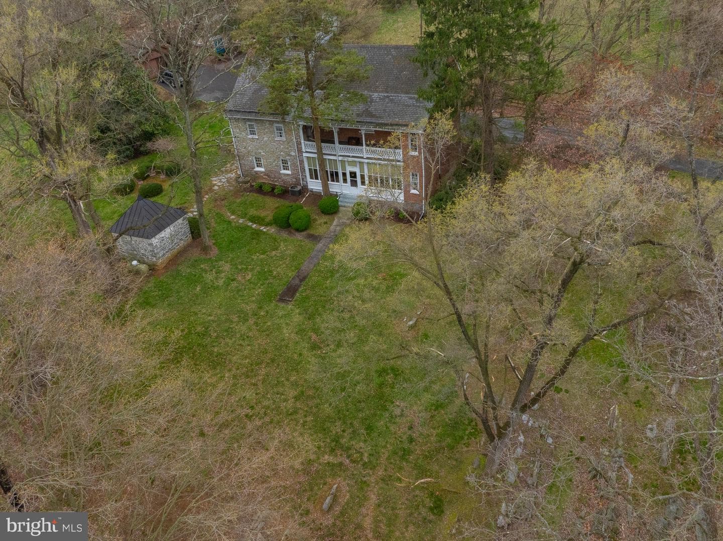 123 Old Mill Road photo 12