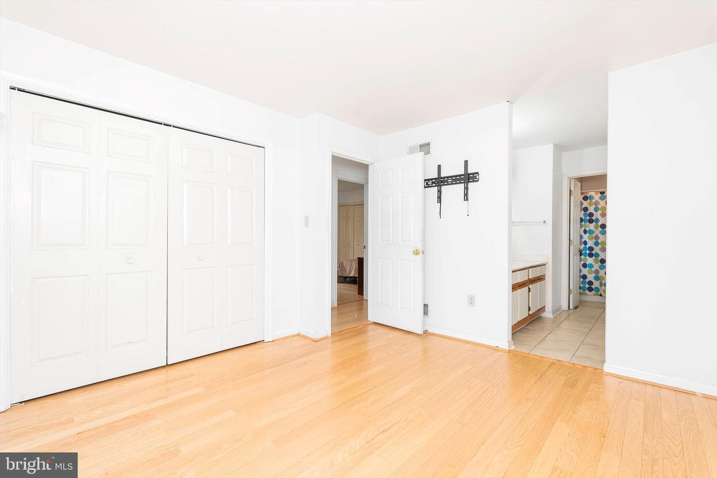 158 Ambler Lane photo 13