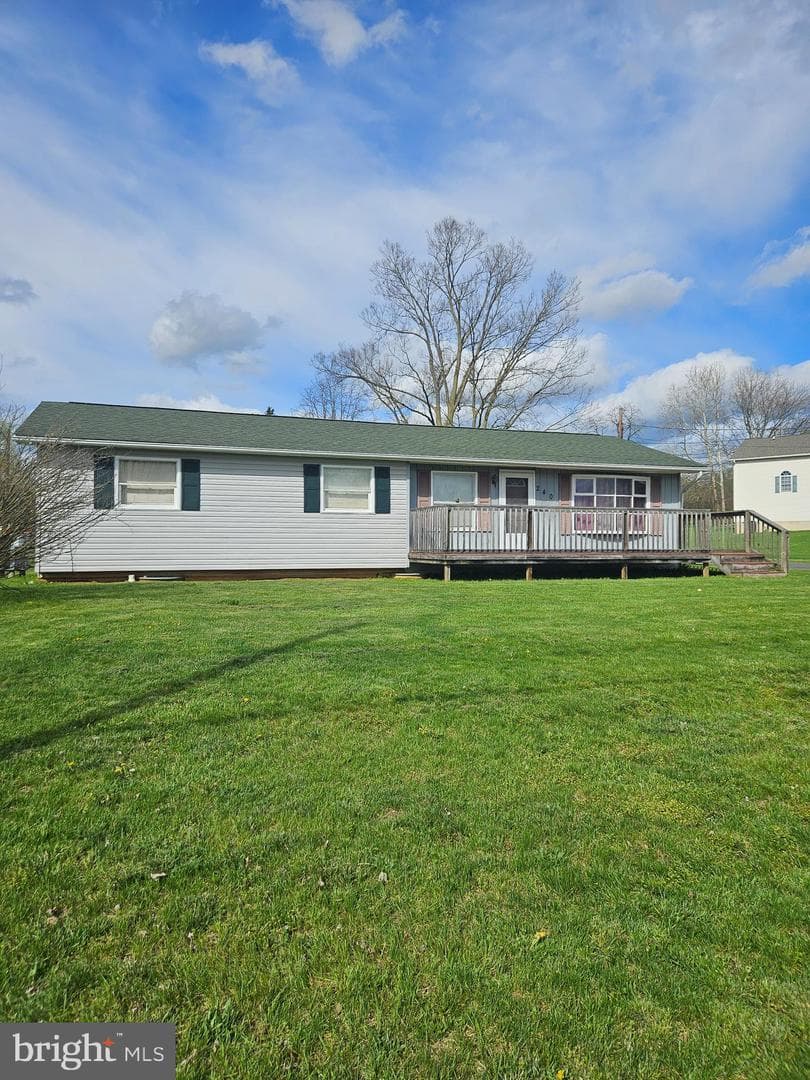 260 Henshaw Road photo 6