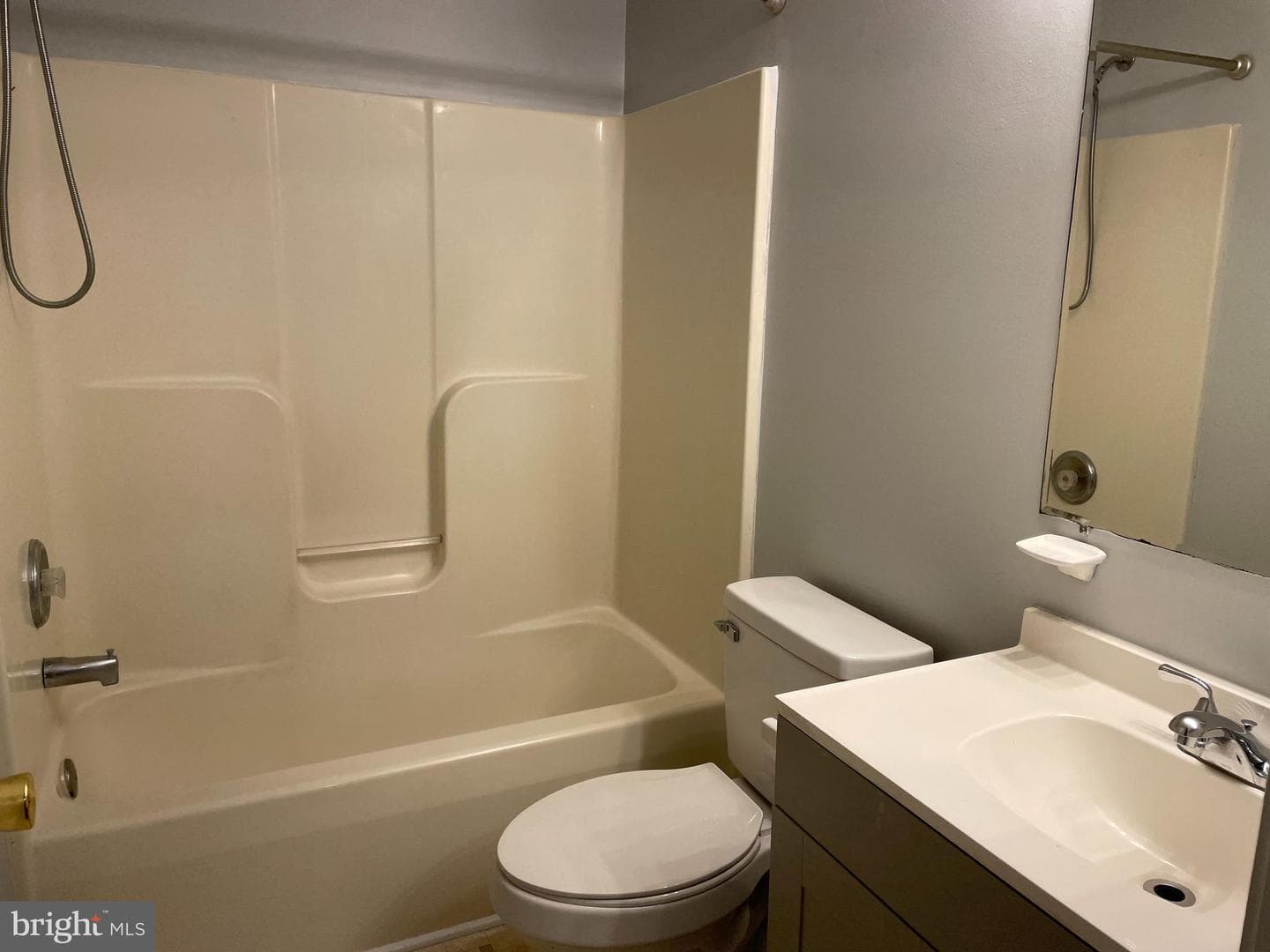 115 Douglas Avenue photo 8