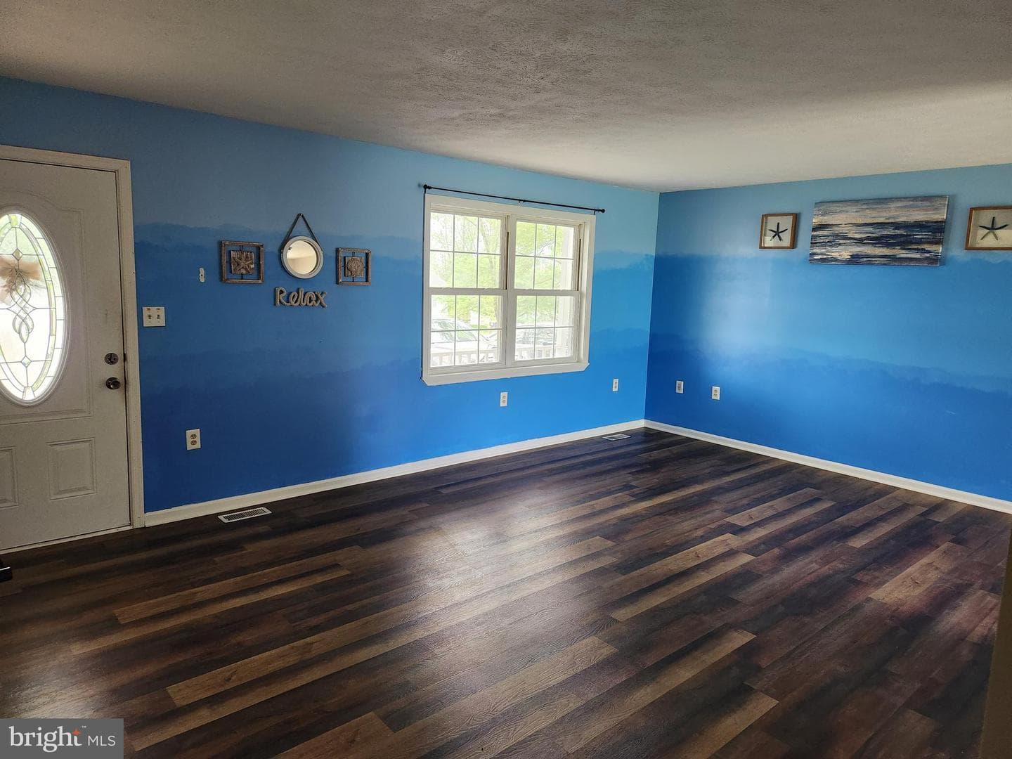 216 Mimosa Drive photo 5