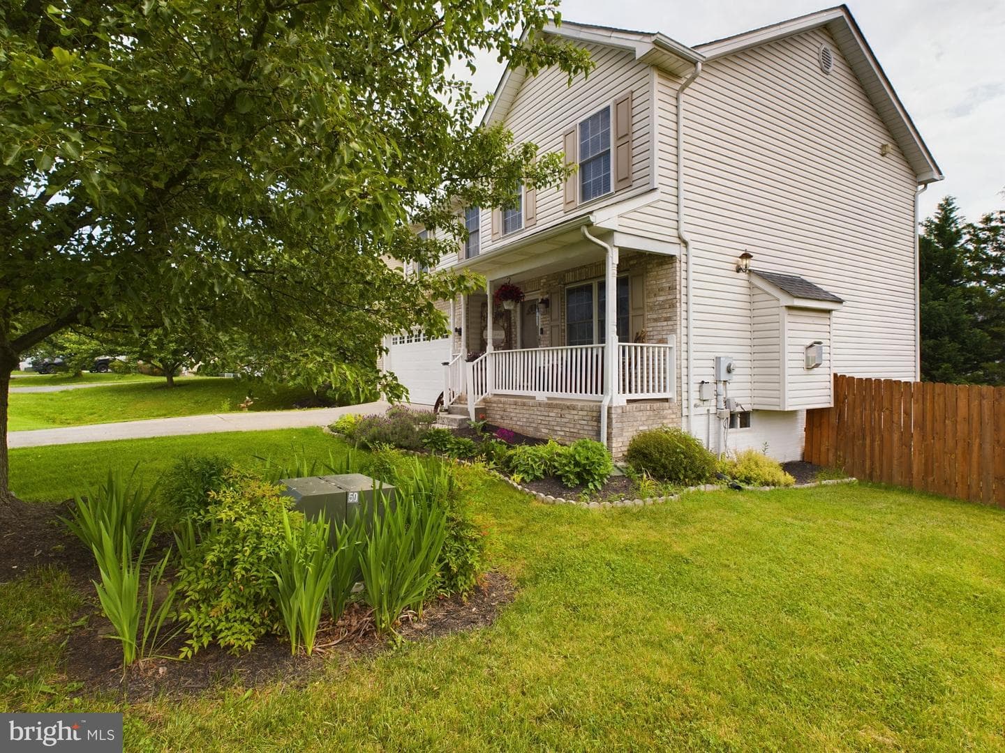 254 Ford Circle photo 4