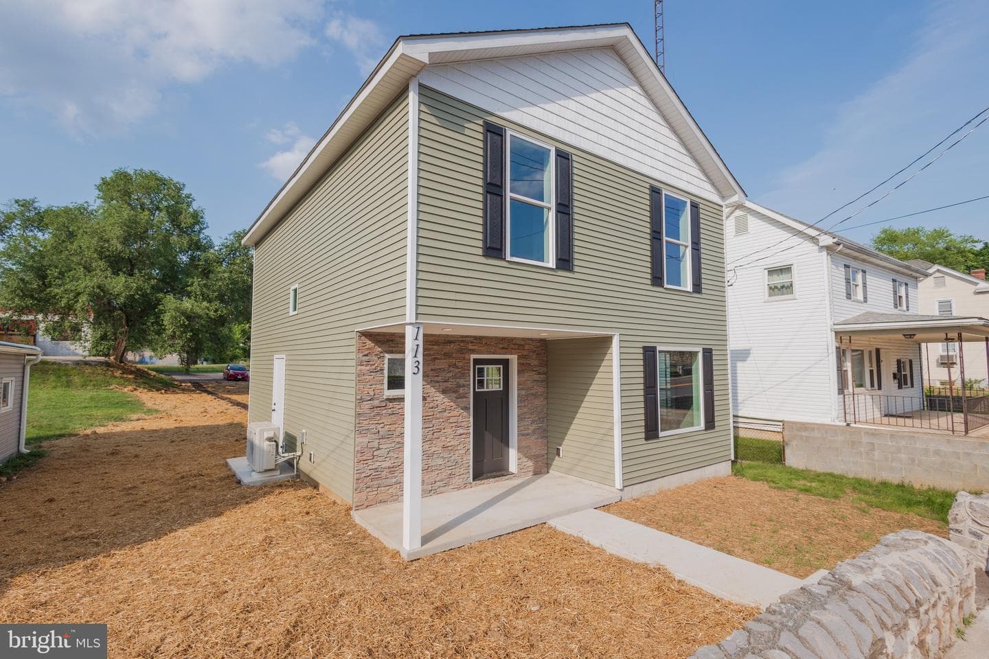 113 E Moler Avenue photo 2