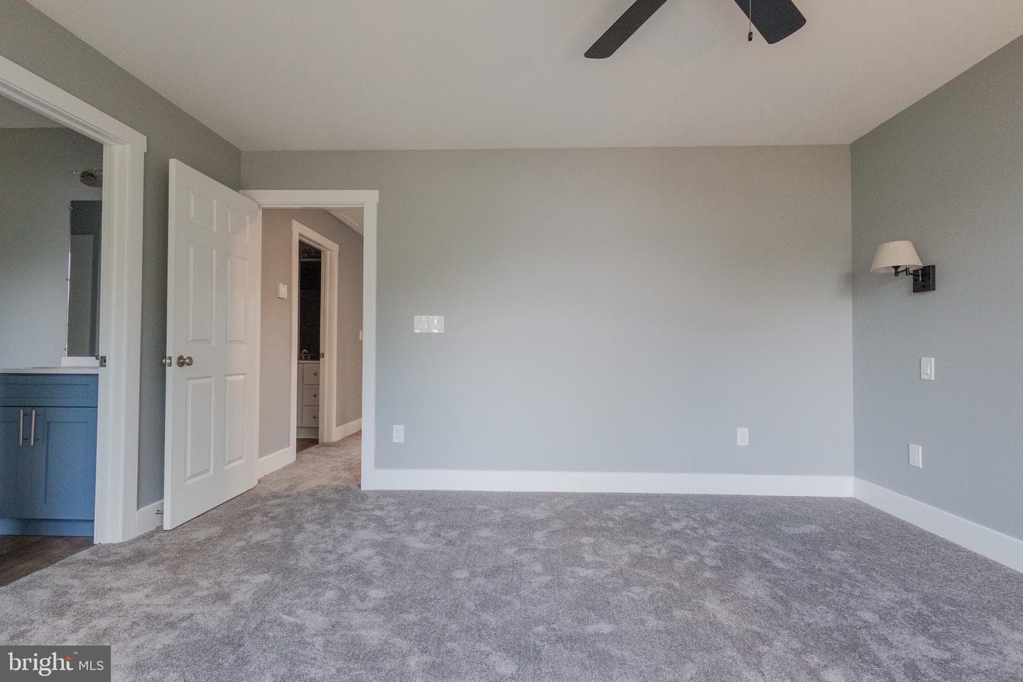 113 E Moler Avenue photo 26