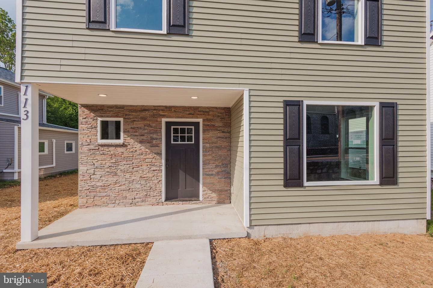 113 E Moler Avenue photo 4
