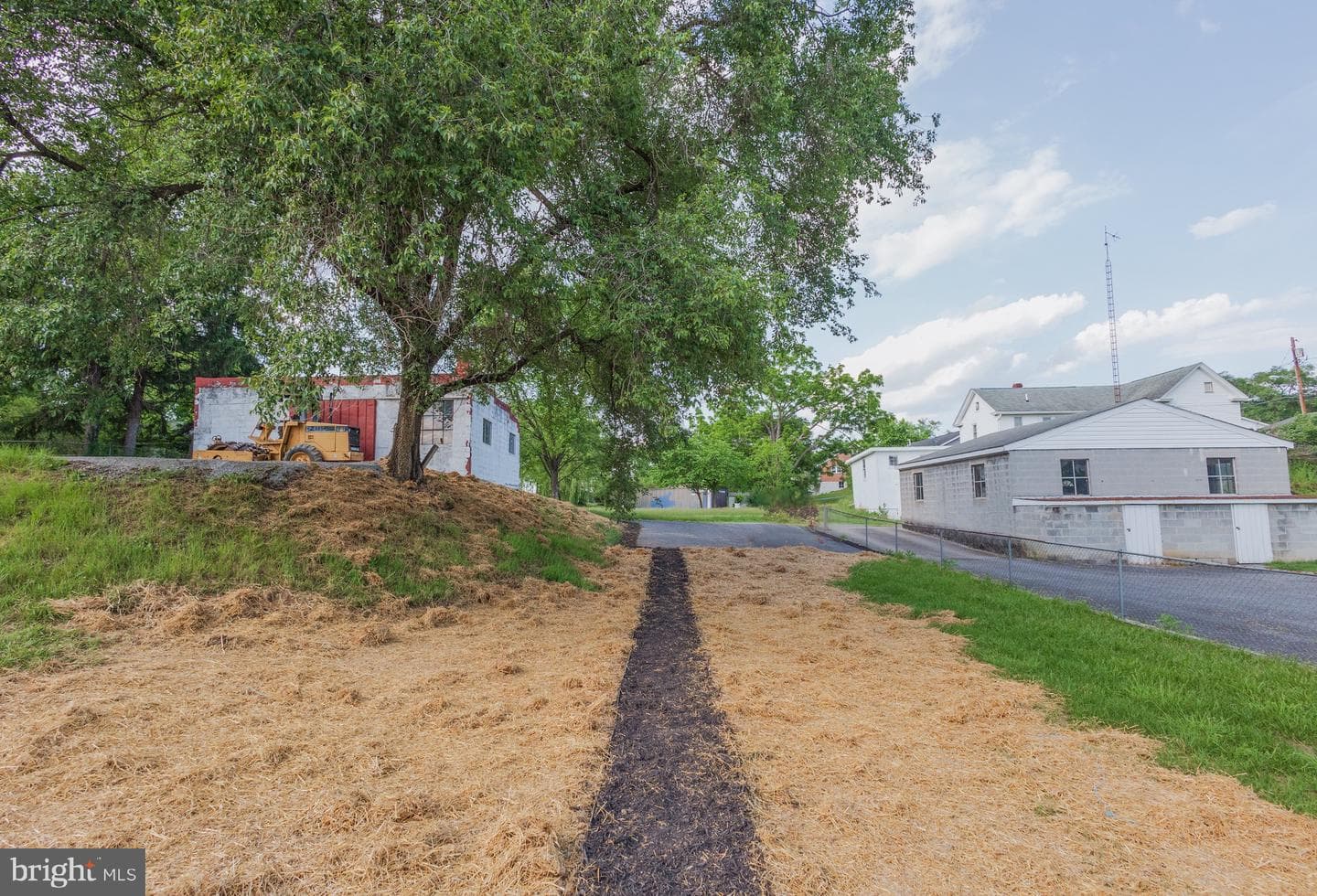 113 E Moler Avenue photo 52