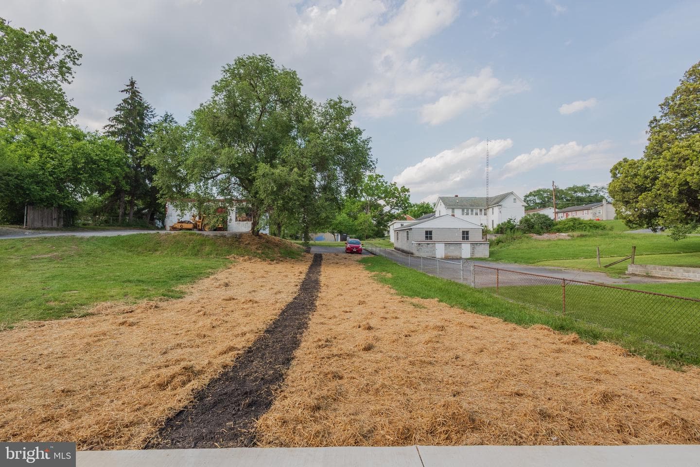 113 E Moler Avenue photo 54