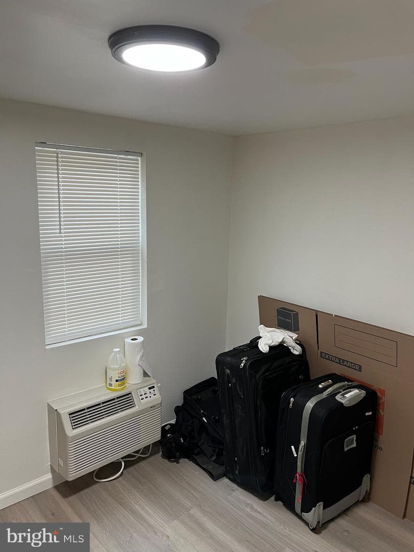200 Marshall Avenue photo 11