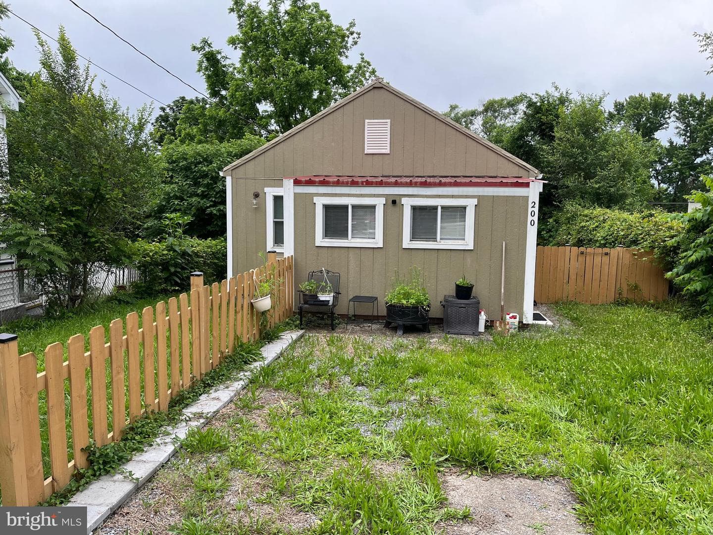 200 Marshall Avenue photo 3