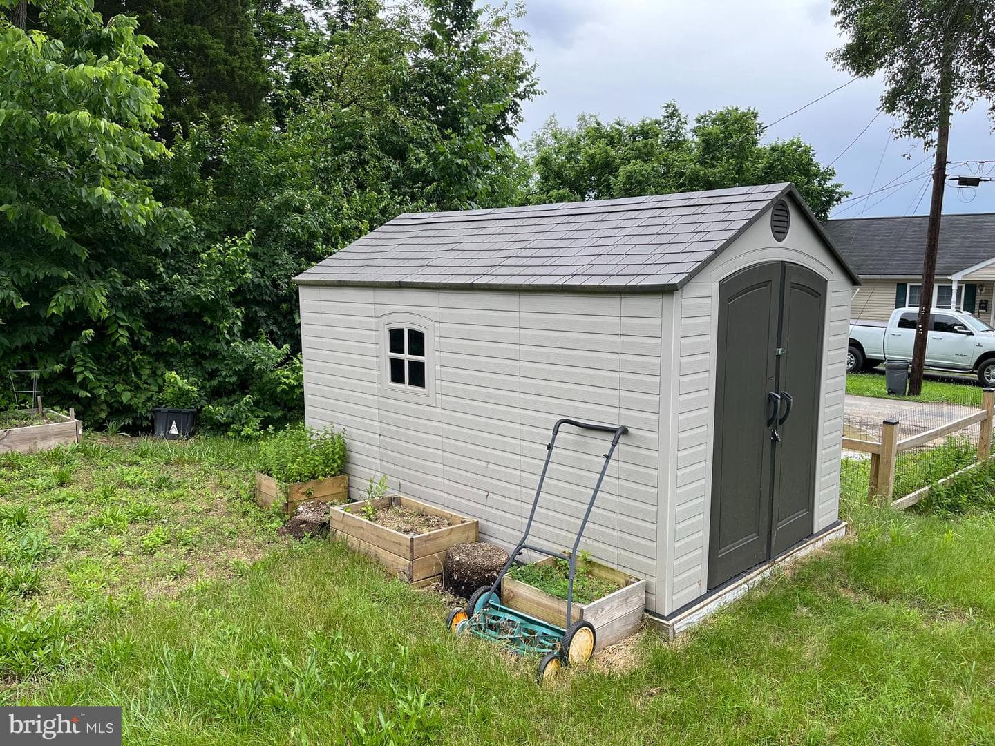 200 Marshall Avenue photo 31