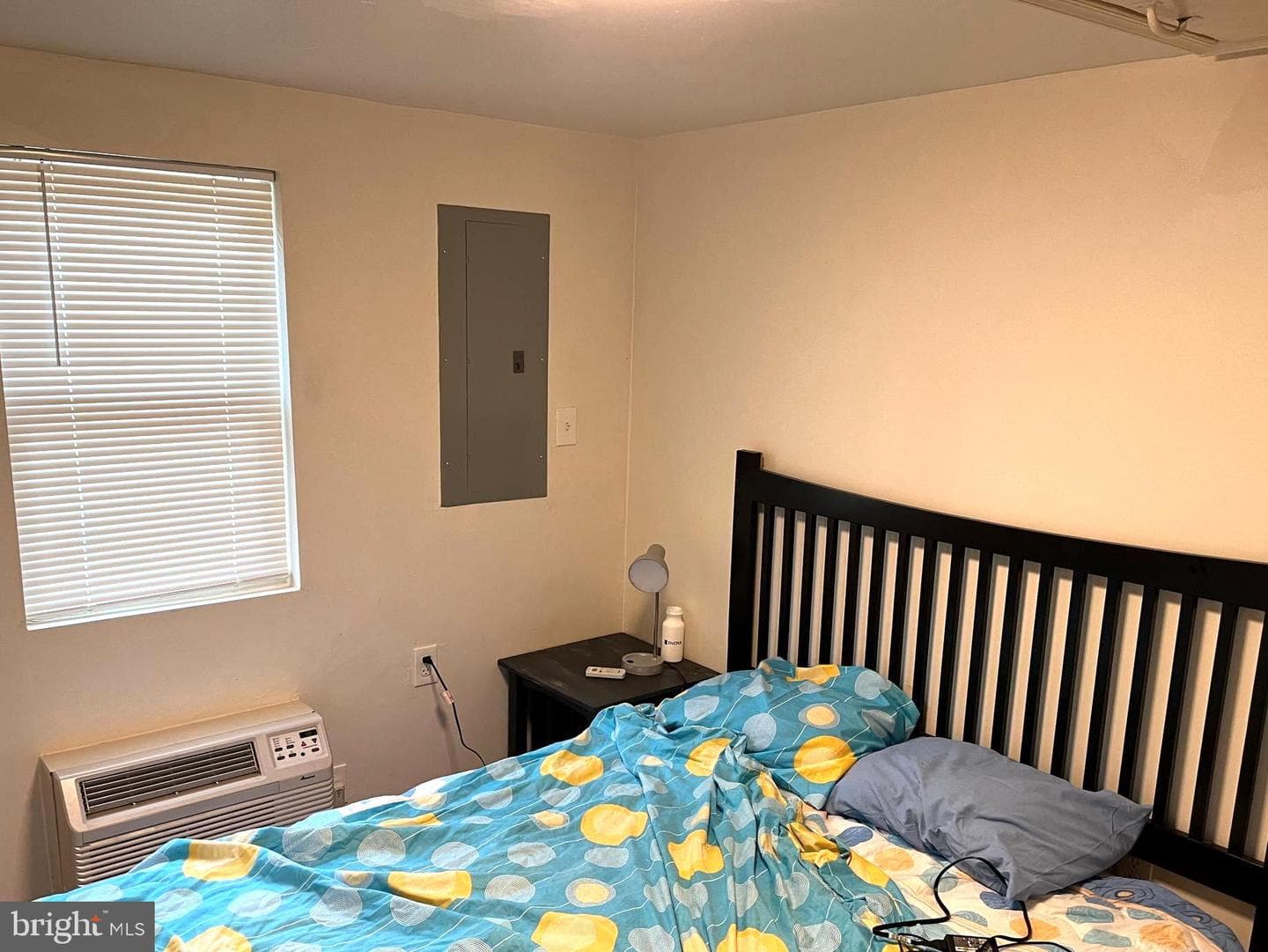 200 Marshall Avenue photo 9
