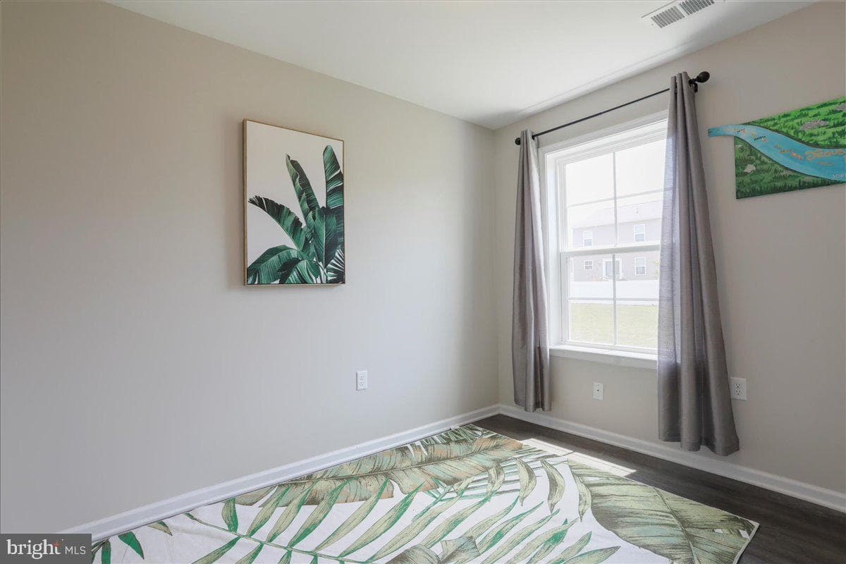 60 Faye Drive photo 12