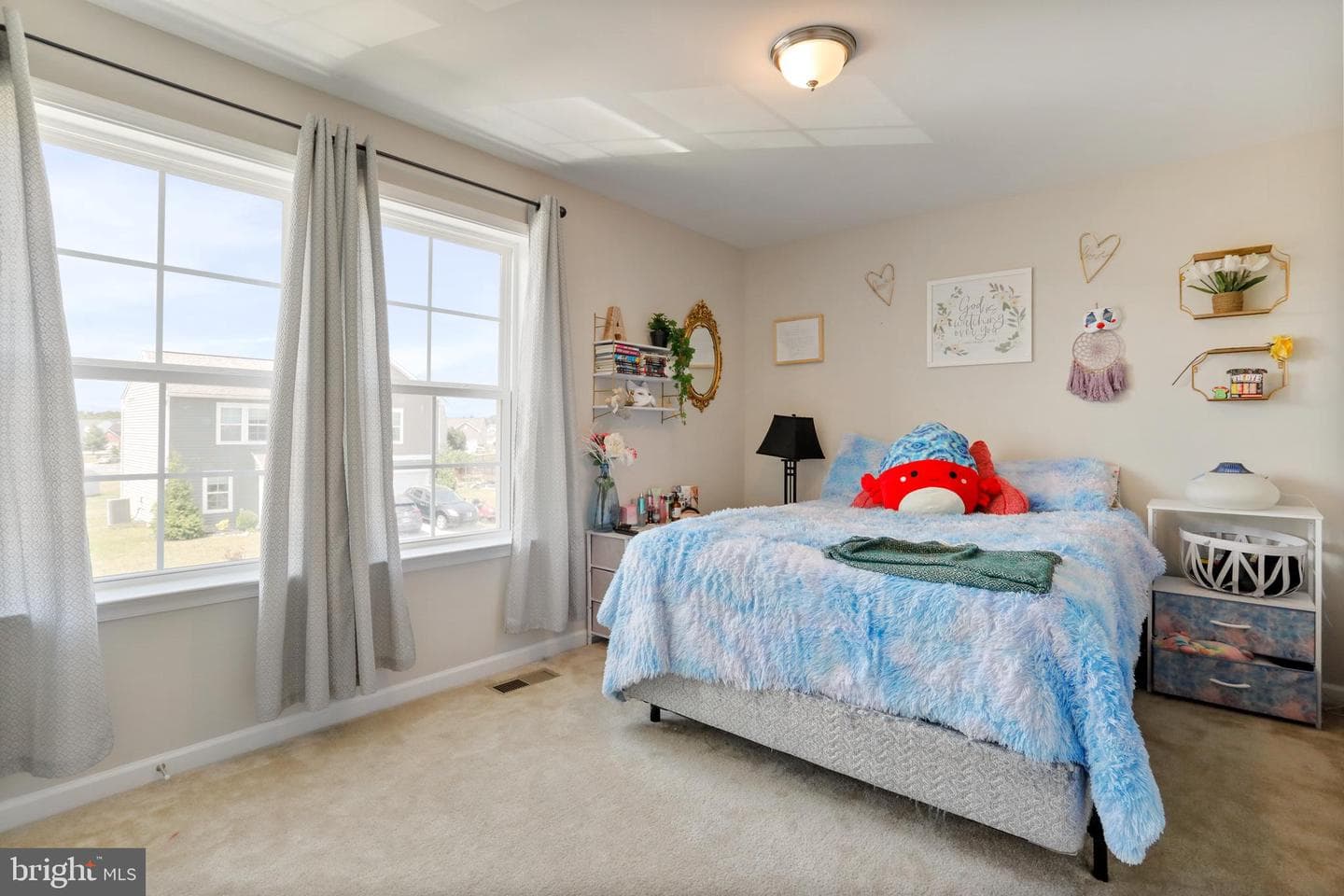 60 Faye Drive photo 32