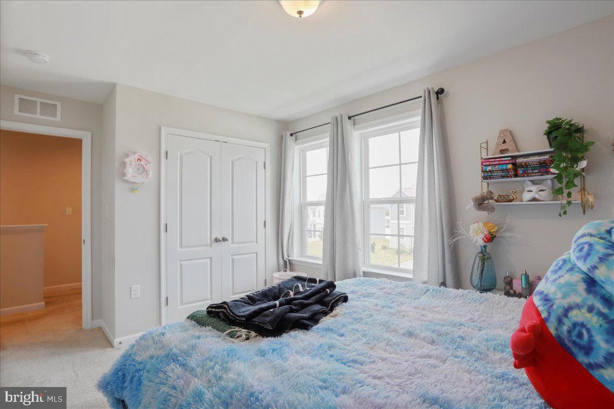 60 Faye Drive photo 33