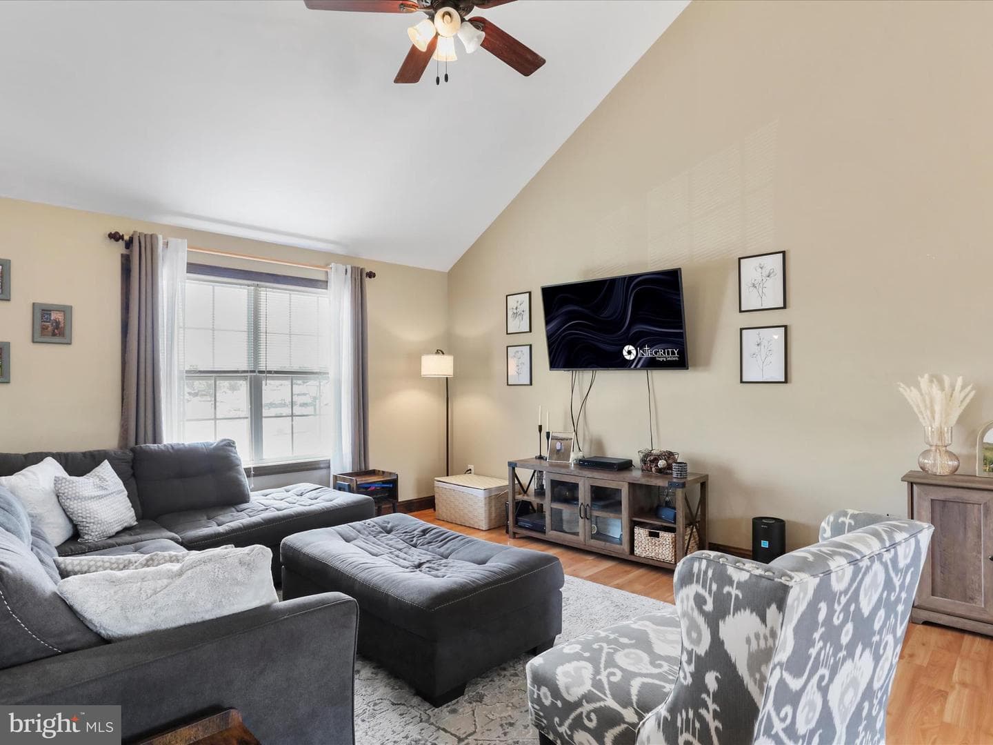 241 Job Road photo 4