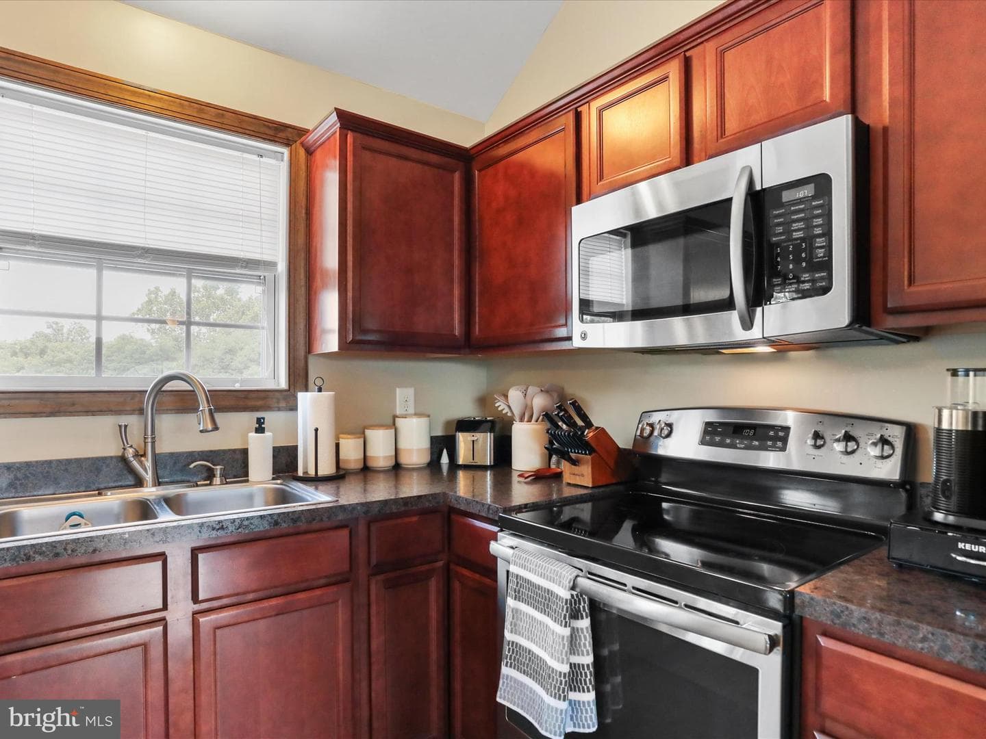 241 Job Road photo 7