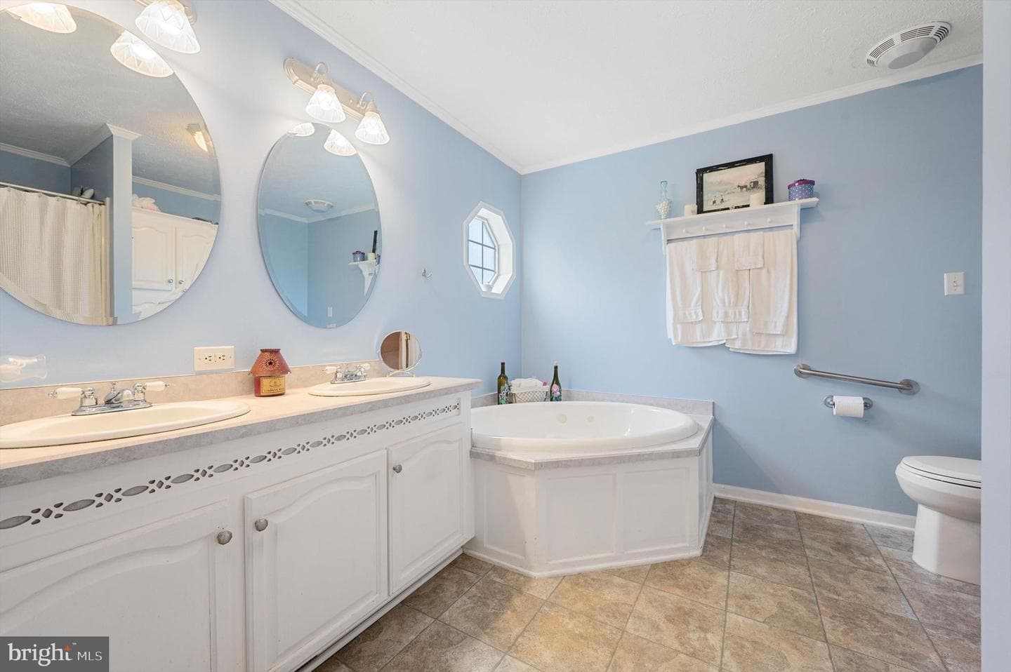 244 Sharons Lane photo 20