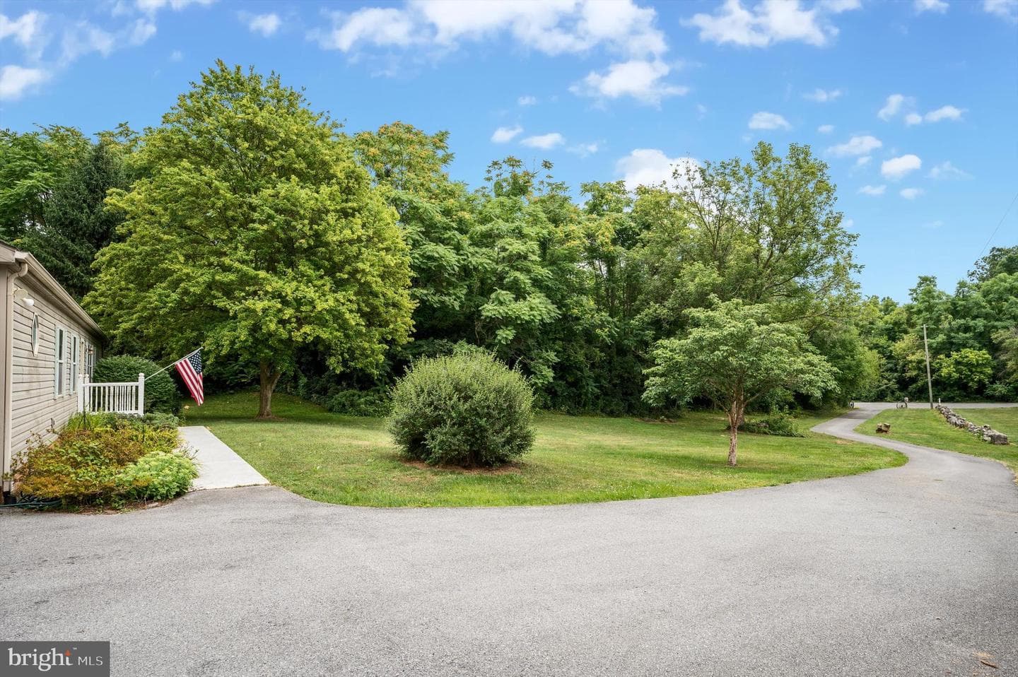 244 Sharons Lane photo 35