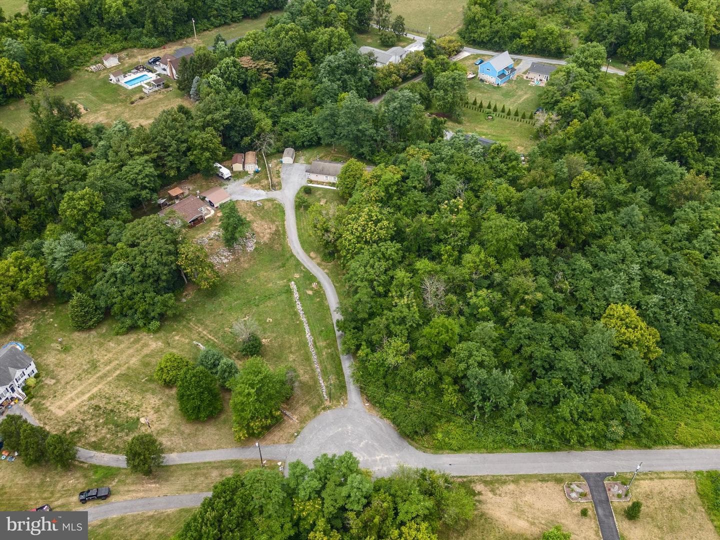 244 Sharons Lane photo 43