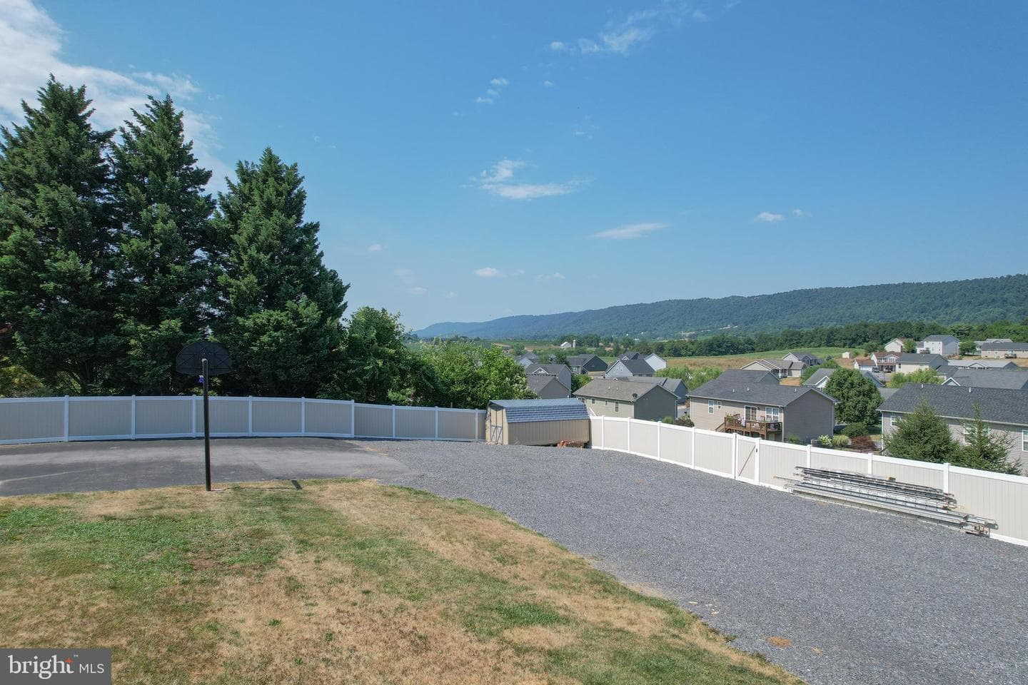 509 Ridge Road S photo 2