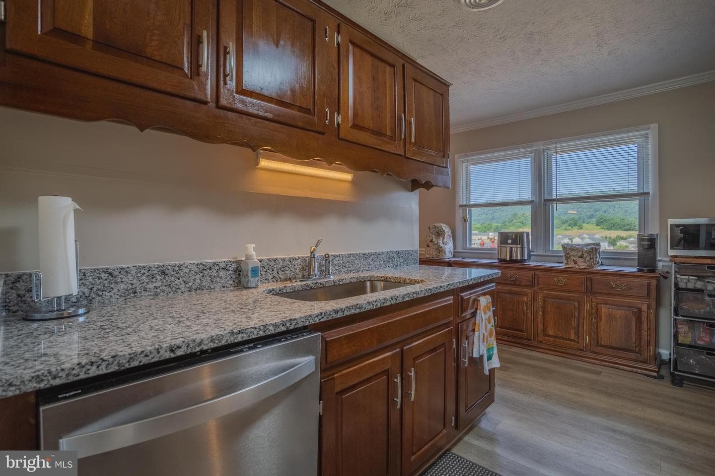 509 Ridge Road S photo 6