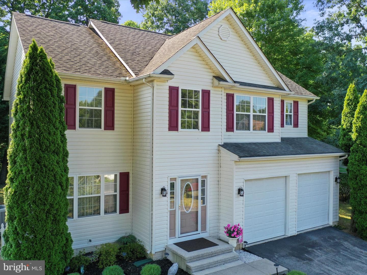 374 Braeburn Drive photo 16
